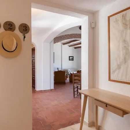 Lets Holidays Big House With Bbq And Dining Outside Tossa de Mar