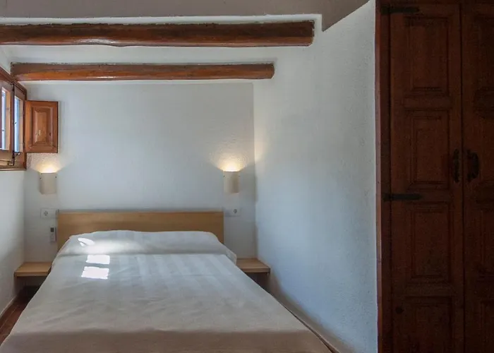 Lets Holidays Big House With Bbq And Dining Outside Holiday home Tossa de Mar