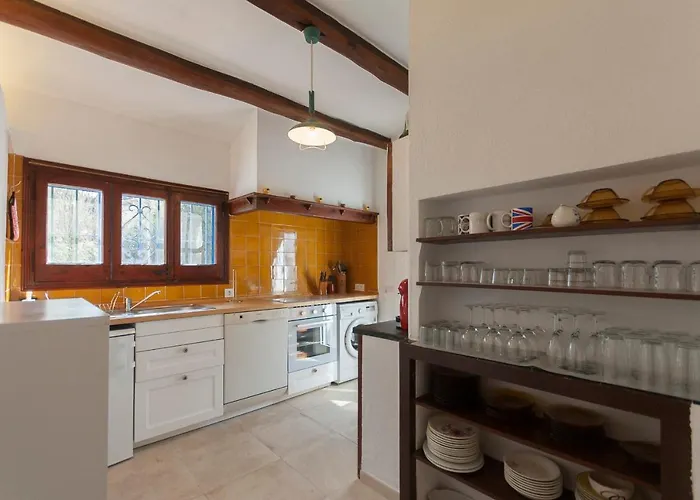 Holiday home Lets Holidays Big House With Bbq And Dining Outside Tossa de Mar